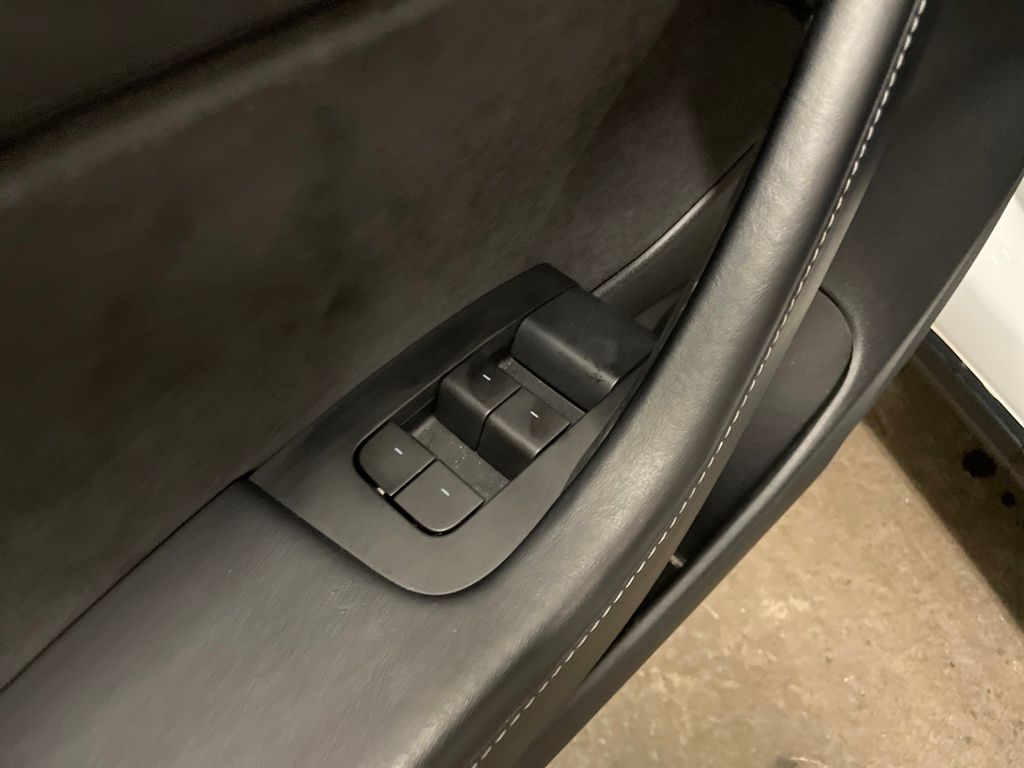 2021 Tesla Model 3 Long Range photo 10