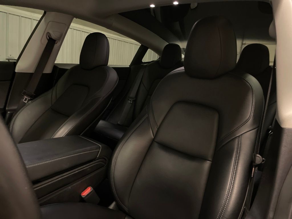 2021 Tesla Model 3 Long Range photo 13