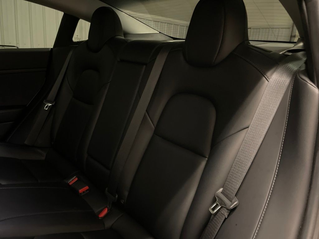 2021 Tesla Model 3 Long Range photo 15