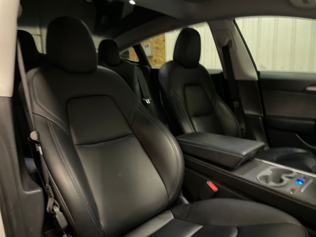2021 Tesla Model 3 Long Range photo 19