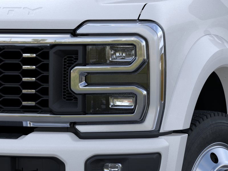 2026 Ford F-450 photo 17