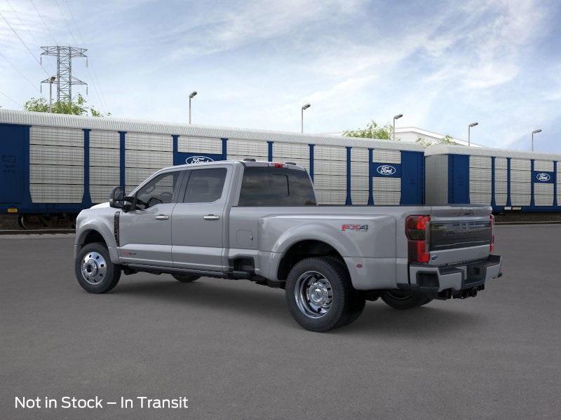 2026 Ford F-450 photo 4