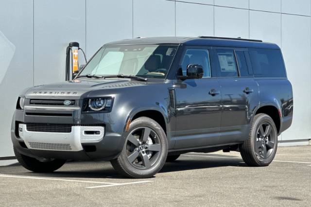 2025 Land Rover Defender 130 S