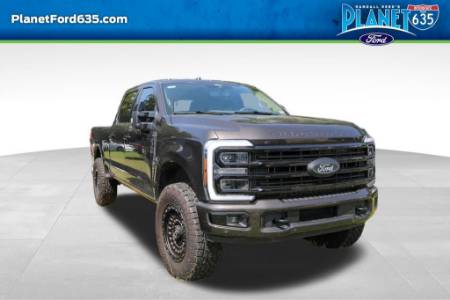 2025 Ford Super Duty F-350 SRW Platinum