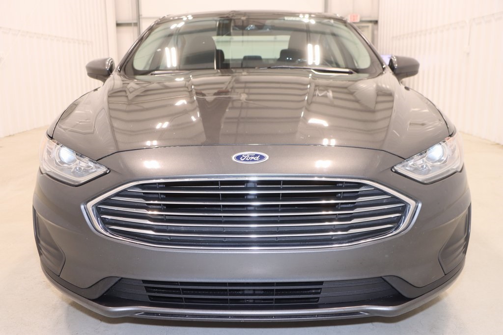 2020 Ford Fusion Hybrid SE photo 4