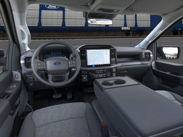 2025 Ford F-150 XL photo 7