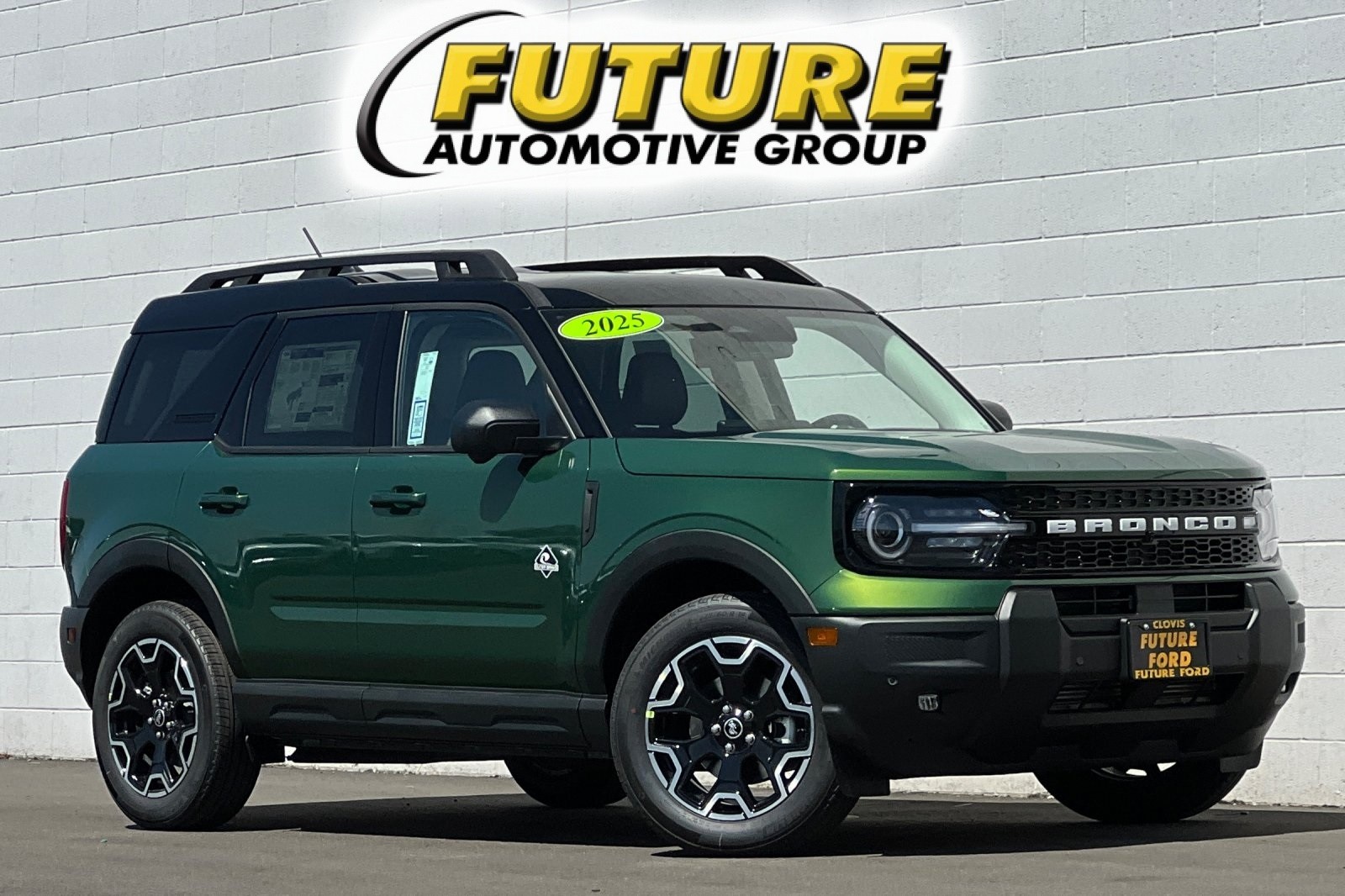 2025 Ford Bronco Sport Outer Banks's photo