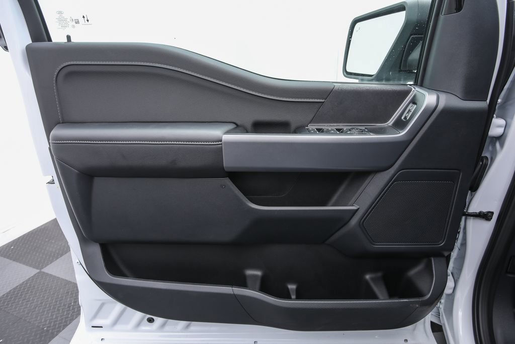 2025 Ford F-150 XLT photo 7