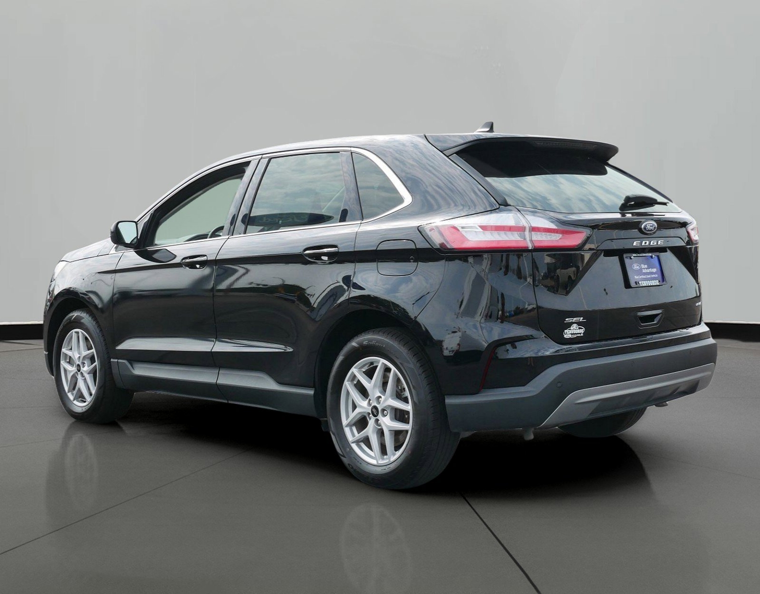 Certified 2024 Ford Edge SEL with VIN 2FMPK4J90RBA78878 for sale in St. Cloud, Minnesota