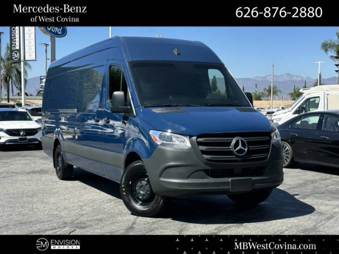 2024 Mercedes-Benz Sprinter 2500 Cargo 170 WB
