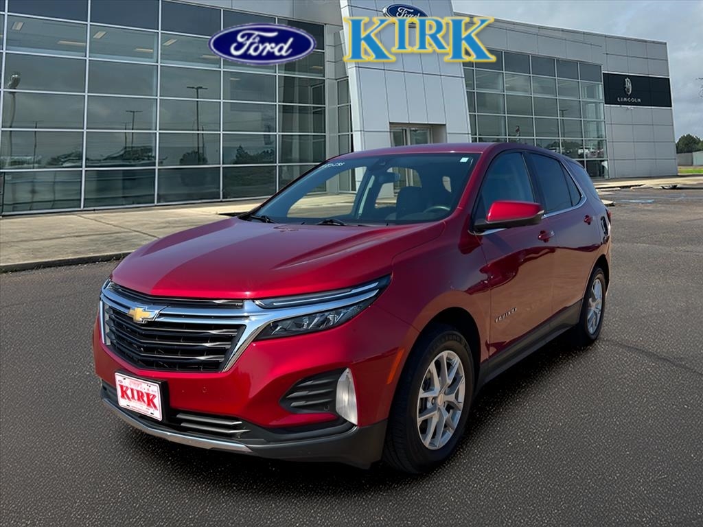 2023 Chevrolet Equinox LT photo 2