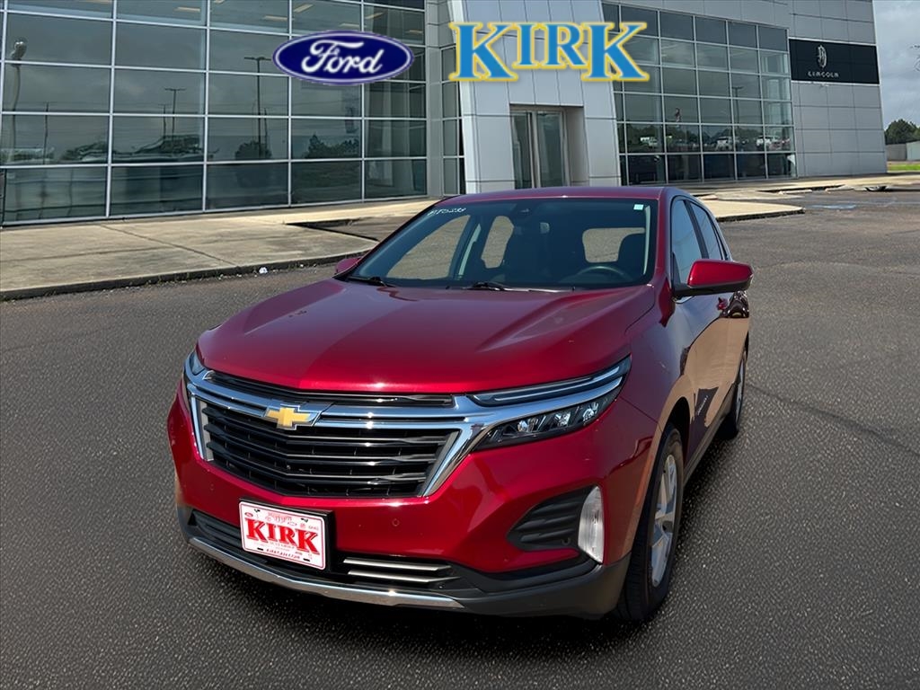 2023 Chevrolet Equinox LT photo 3