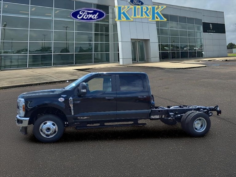 2025 Ford F-350 Super Duty XL