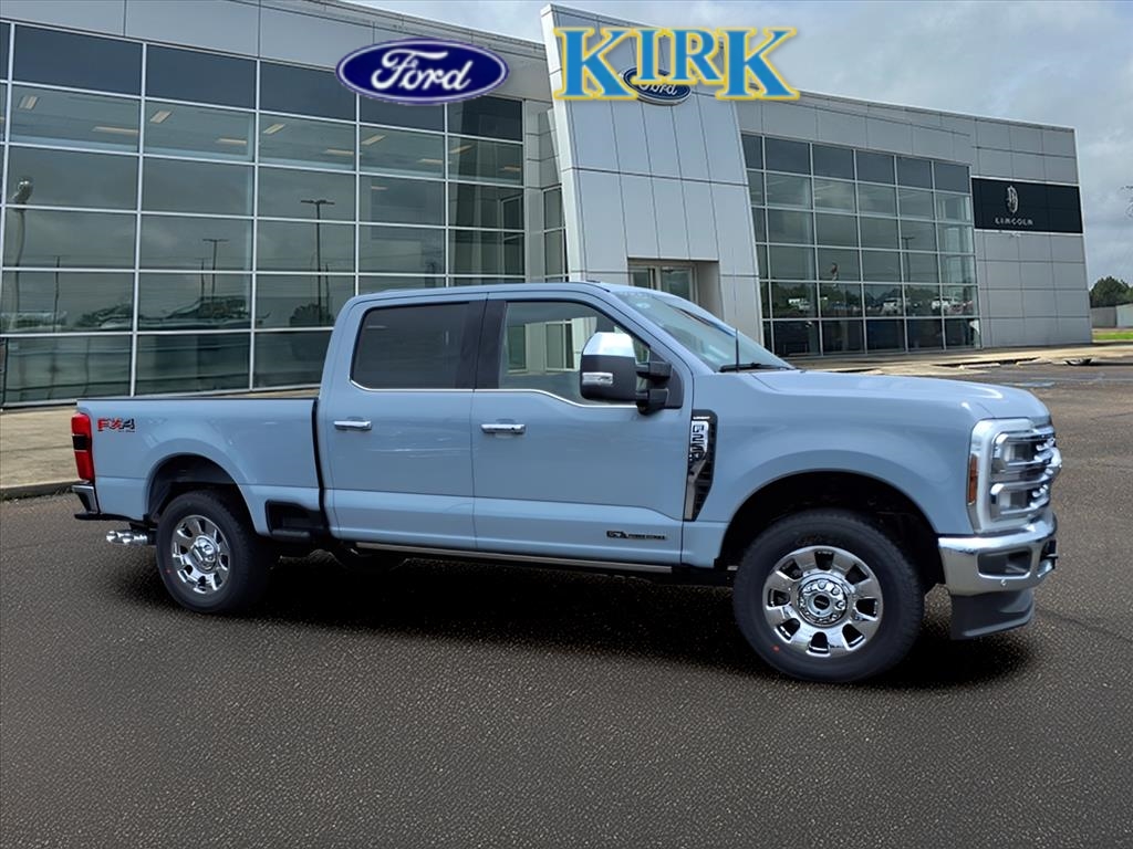 2025 Ford F-250 Lariat photo 2