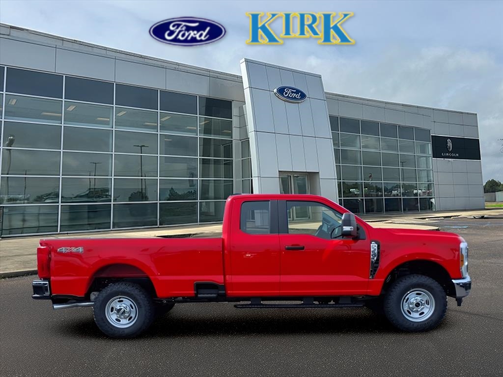 2025 Ford F-350 XL photo 3