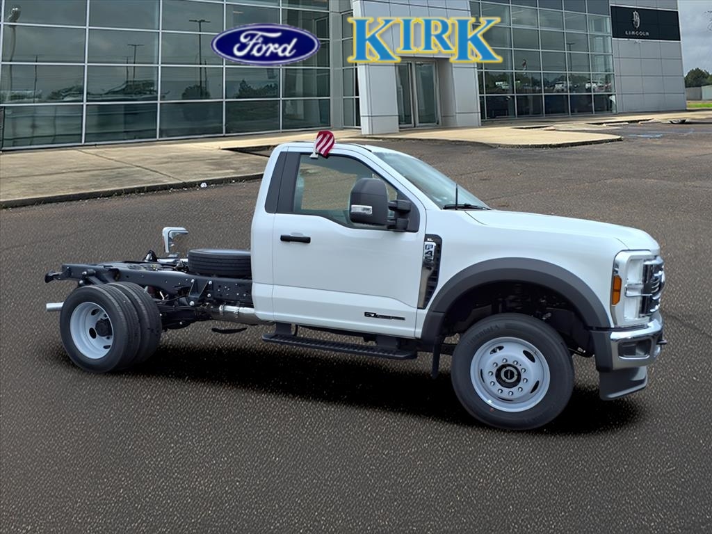 2025 Ford F-450 XL photo 2
