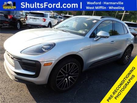 2022 Porsche Macan Base