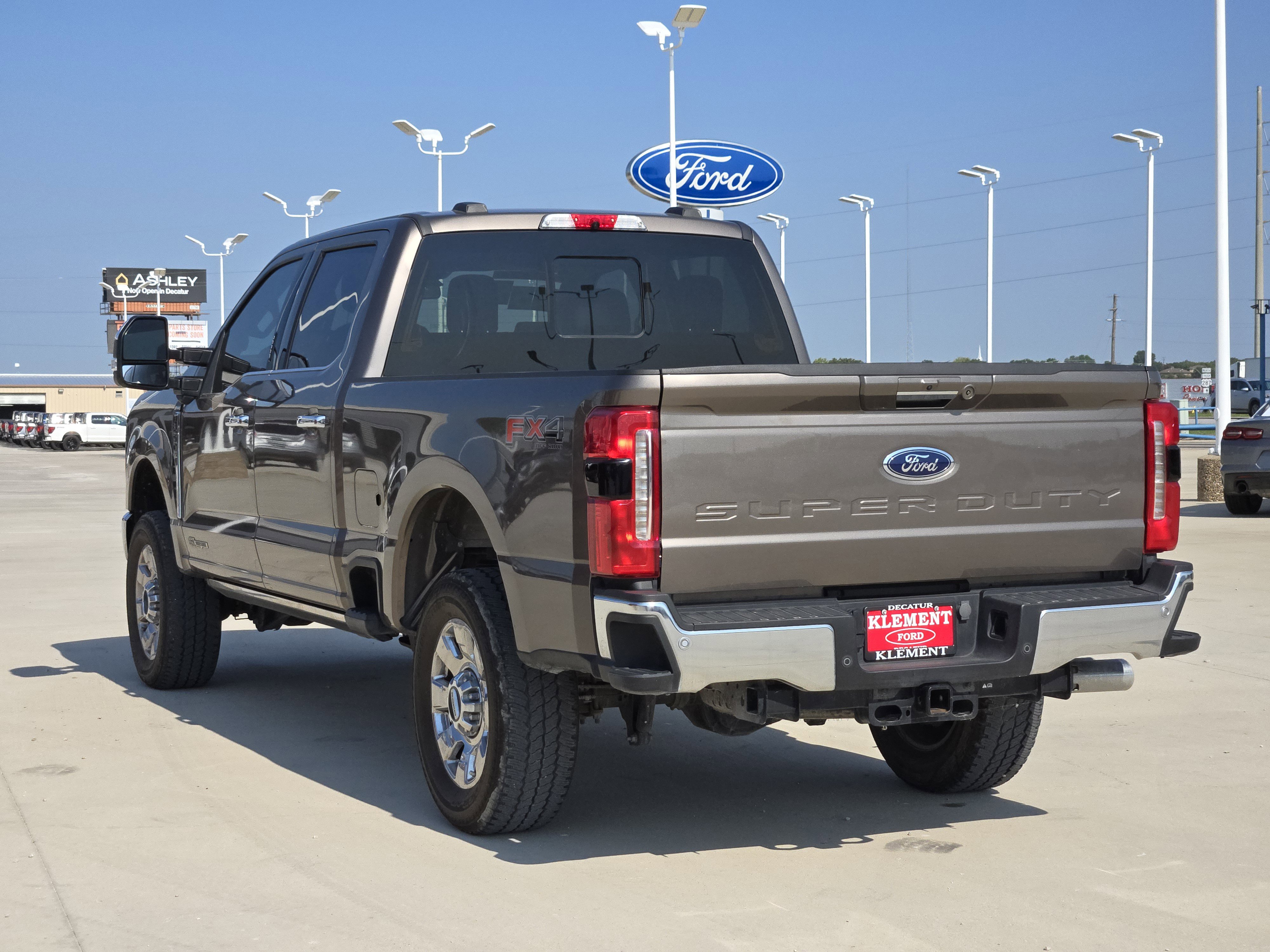 2023 Ford F-250 Lariat photo 4