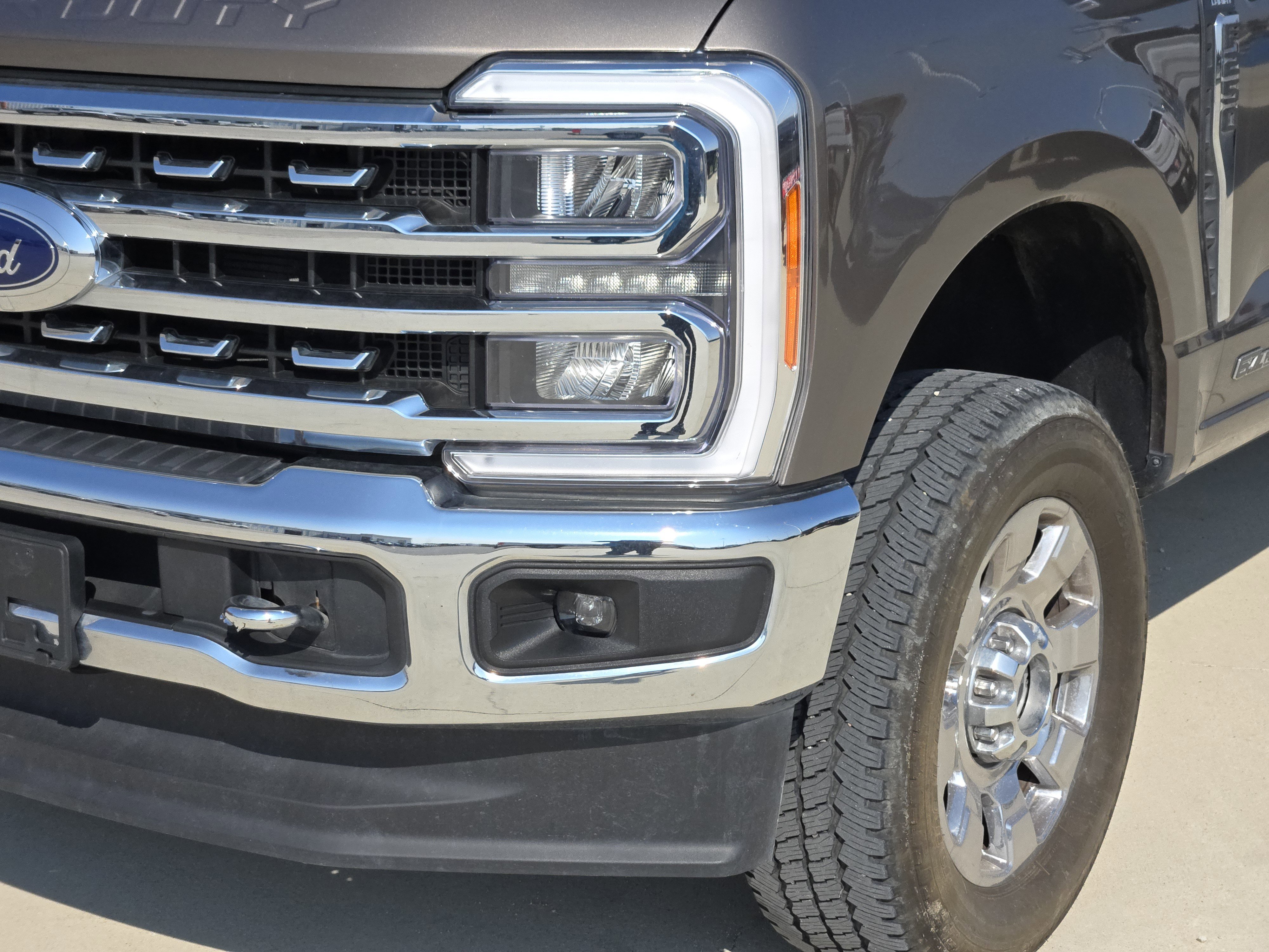 2023 Ford F-250 Lariat photo 8