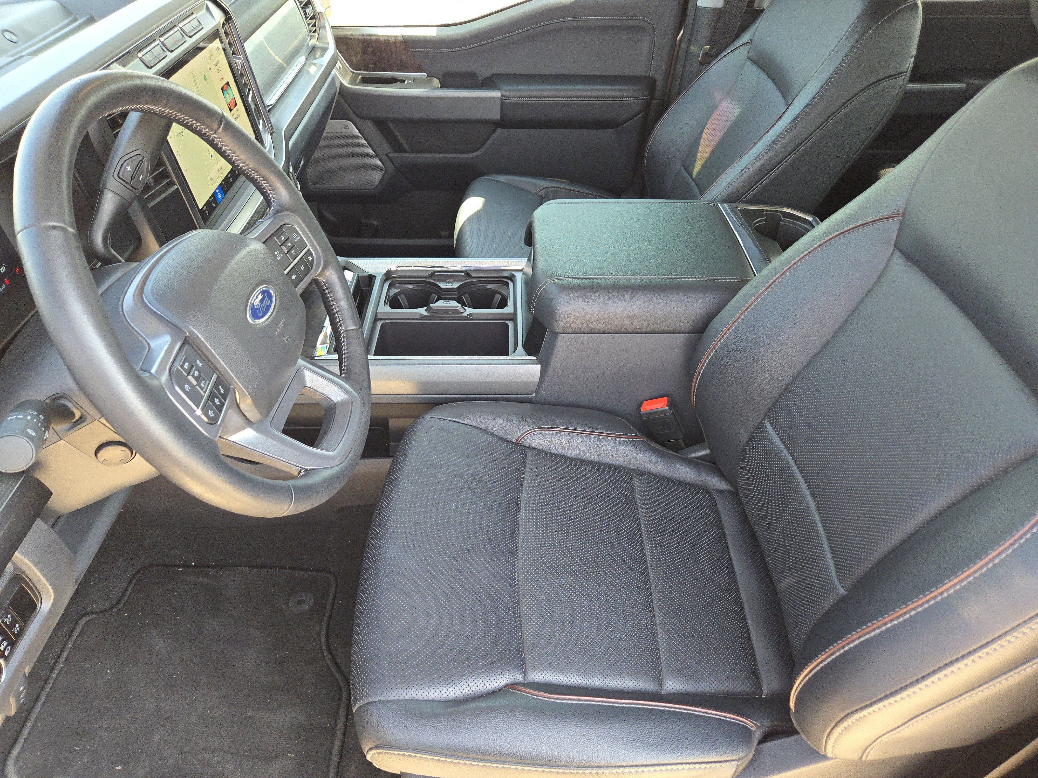2023 Ford F-250 Lariat photo 11