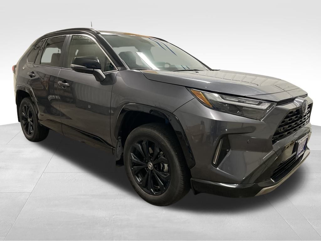 2024 Toyota RAV4 Hybrid XSE photo 5