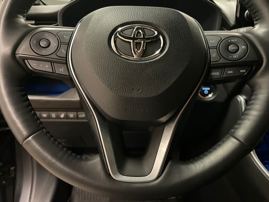 2024 Toyota RAV4 Hybrid XSE photo 8