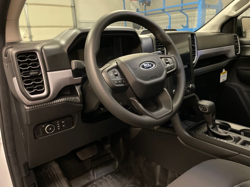 2025 Ford Ranger XL photo 16