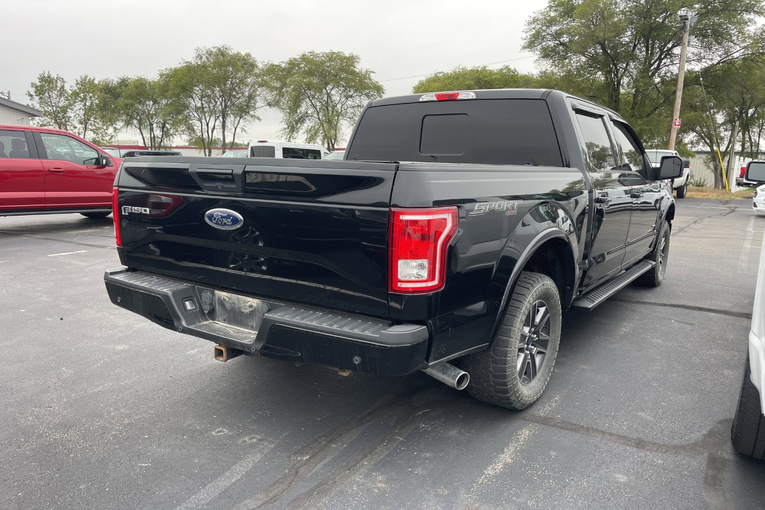 Used 2017 Ford F-150 XLT with VIN 1FTEW1EG6HFB39848 for sale in St. Cloud, Minnesota