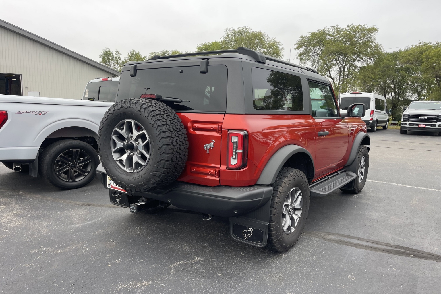 Used 2023 Ford Bronco 2-Door Badlands with VIN 1FMDE5CP7PLC06252 for sale in St. Cloud, Minnesota