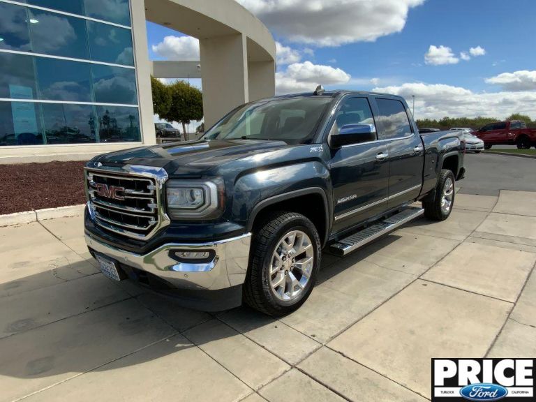 2017 GMC Sierra SLT