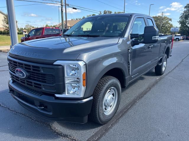 2026 Ford F-250 XL photo 2