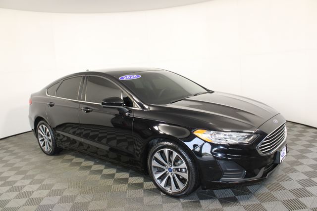 Used 2020 Ford Fusion SE with VIN 3FA6P0T90LR221267 for sale in Kansas City