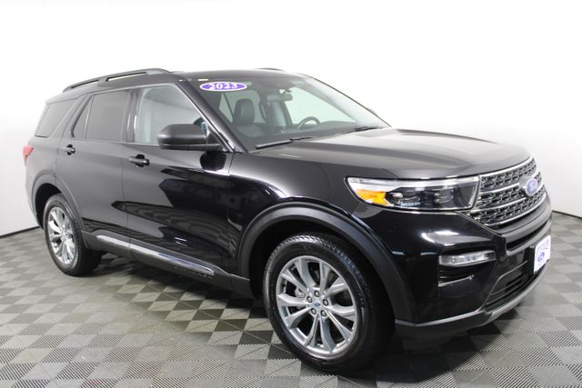 Used 2023 Ford Explorer XLT with VIN 1FMSK8DH0PGA72539 for sale in Kansas City