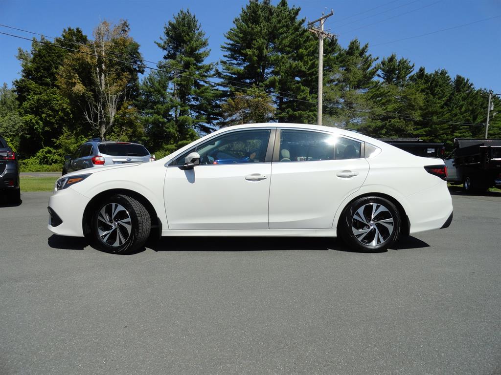 2022 Subaru Legacy Premium photo 8