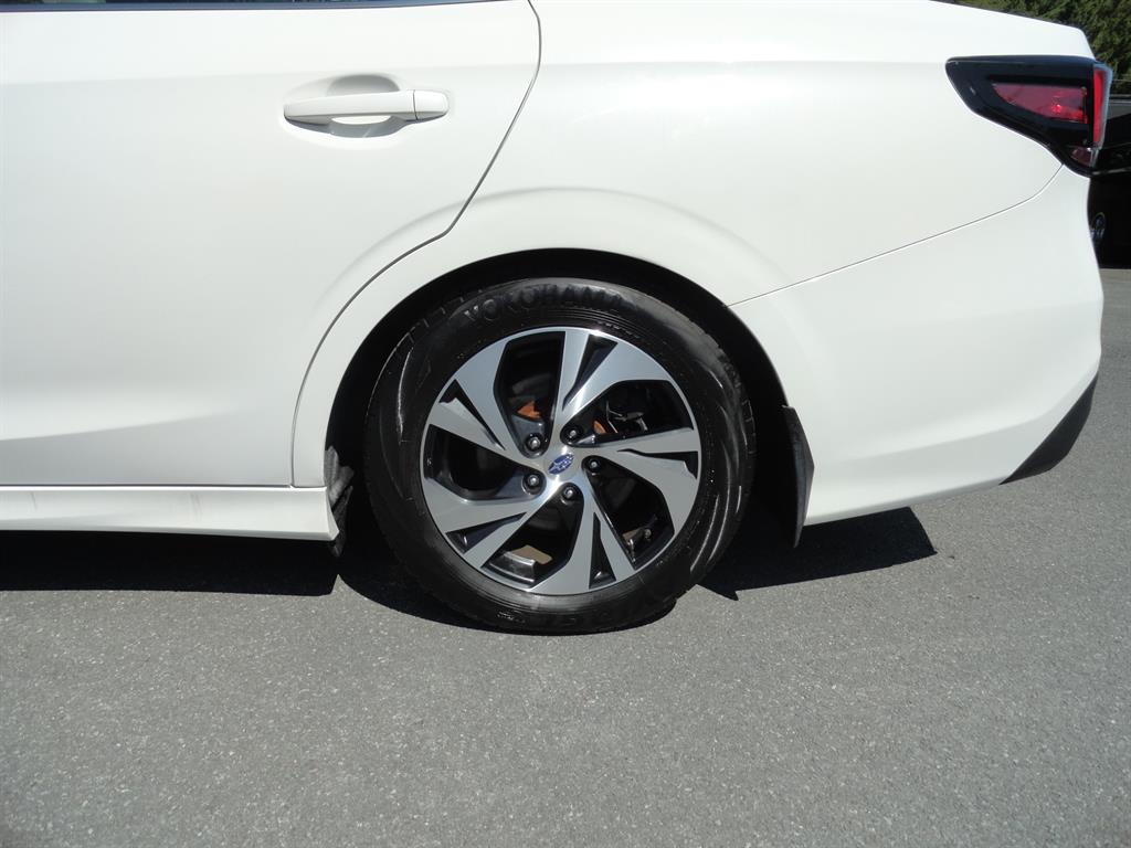 2022 Subaru Legacy Premium photo 9