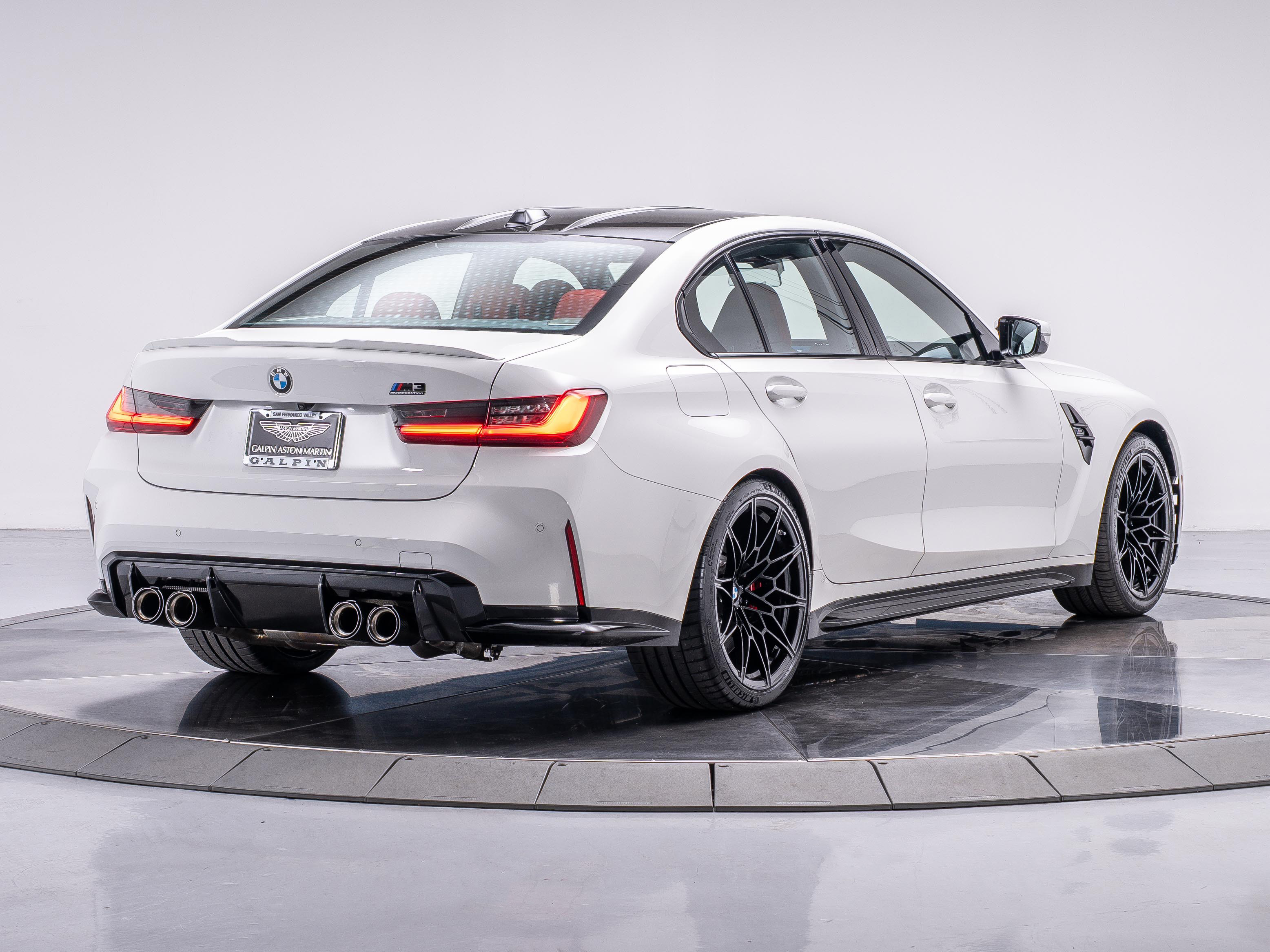 2024 Bmw M3 3 Sedan photo 2
