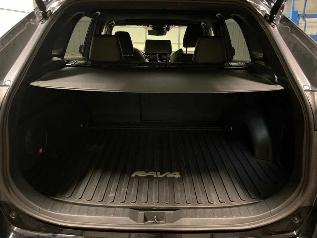 2024 Toyota RAV4 Hybrid XSE photo 20