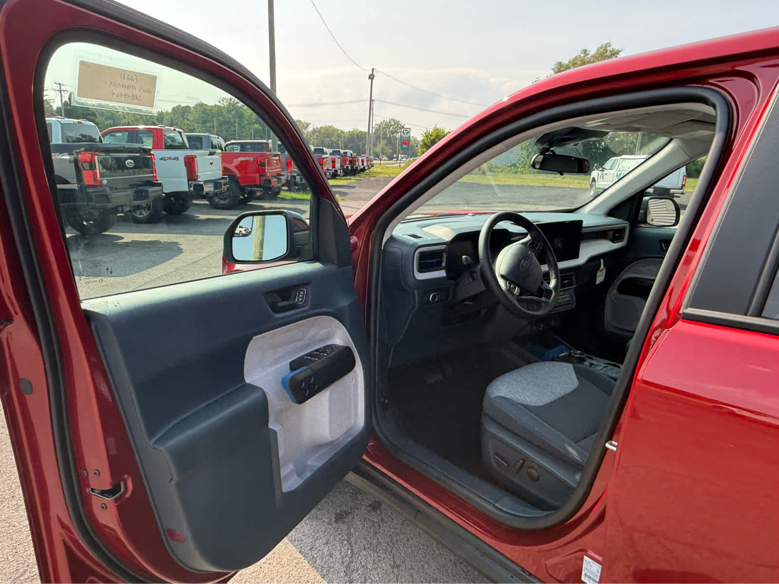 2025 Ford Maverick XLT photo 6