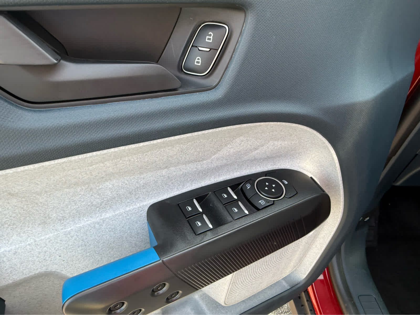 2025 Ford Maverick XLT photo 7