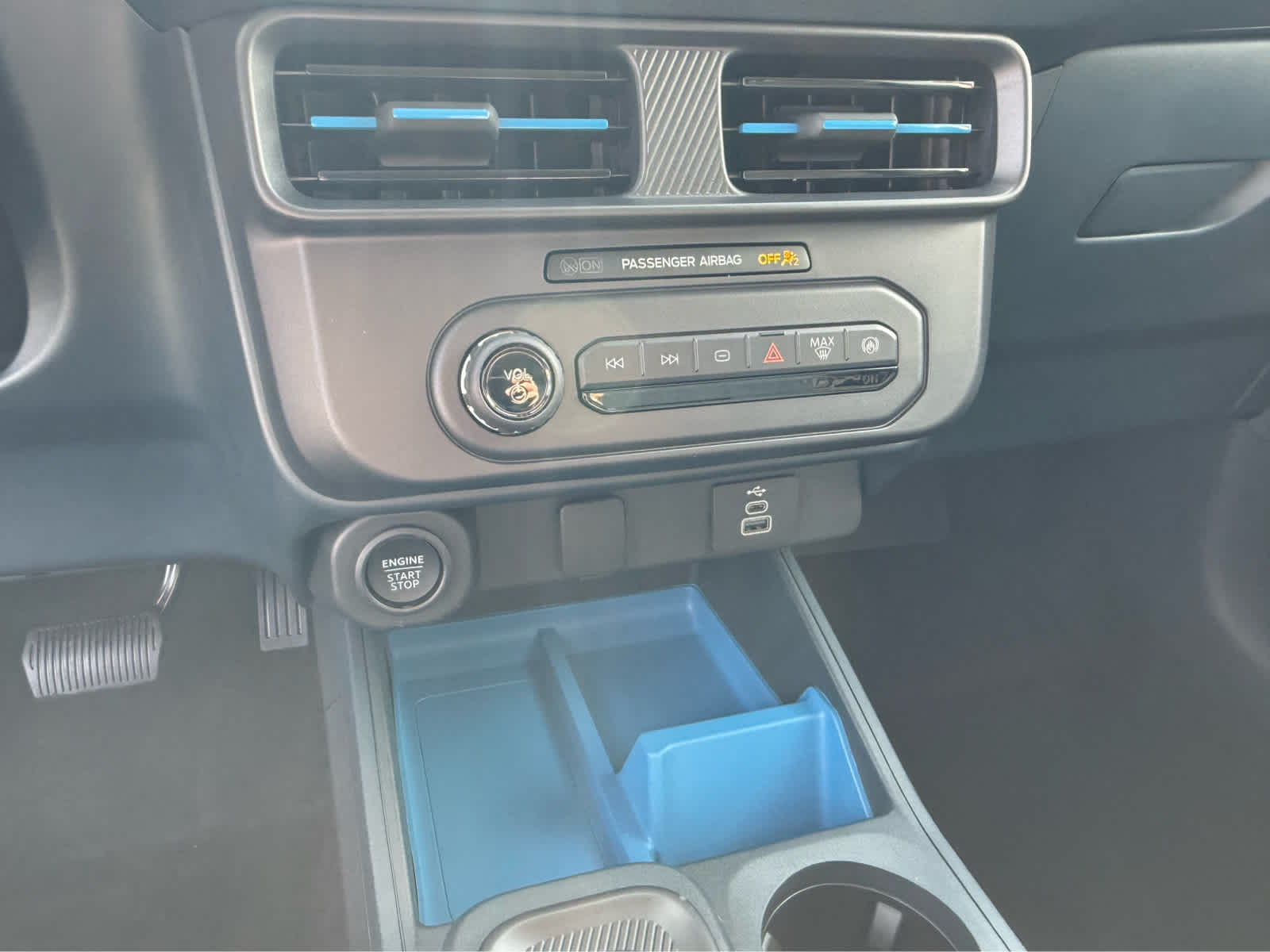 2025 Ford Maverick XLT photo 12