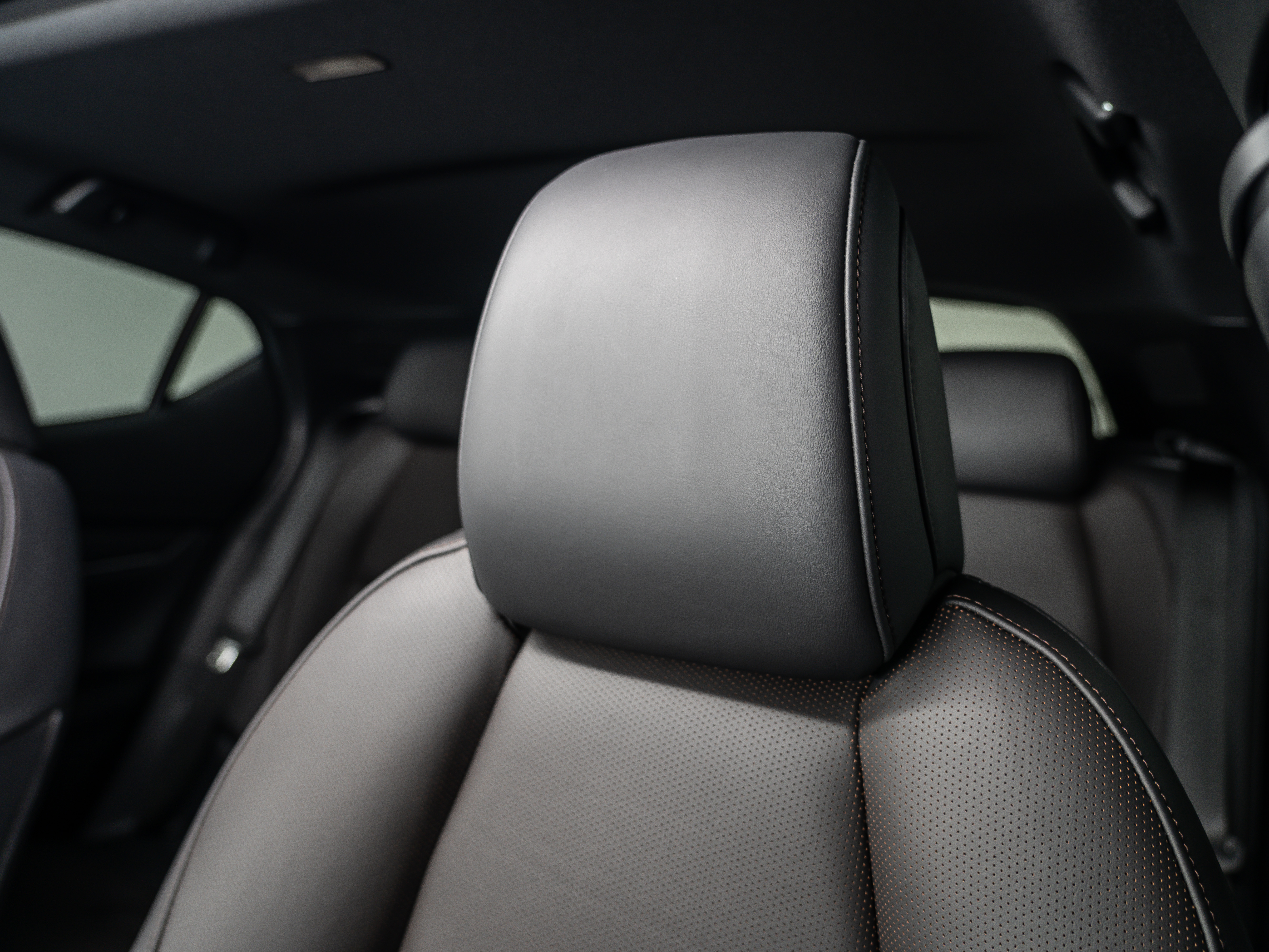 2025 Mazda Mazda3 Premium - Photo 14