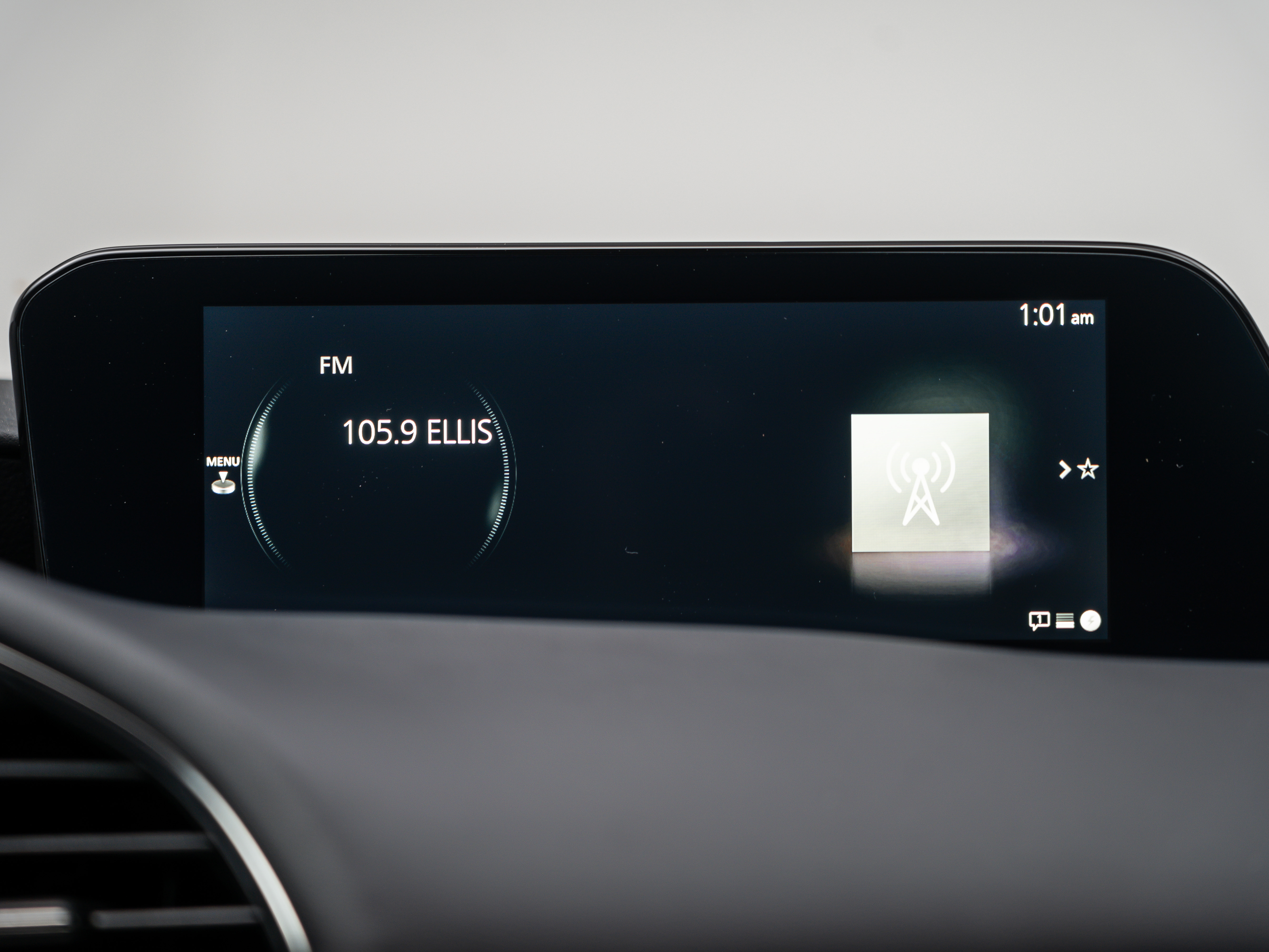 2025 Mazda Mazda3 Premium - Photo 19