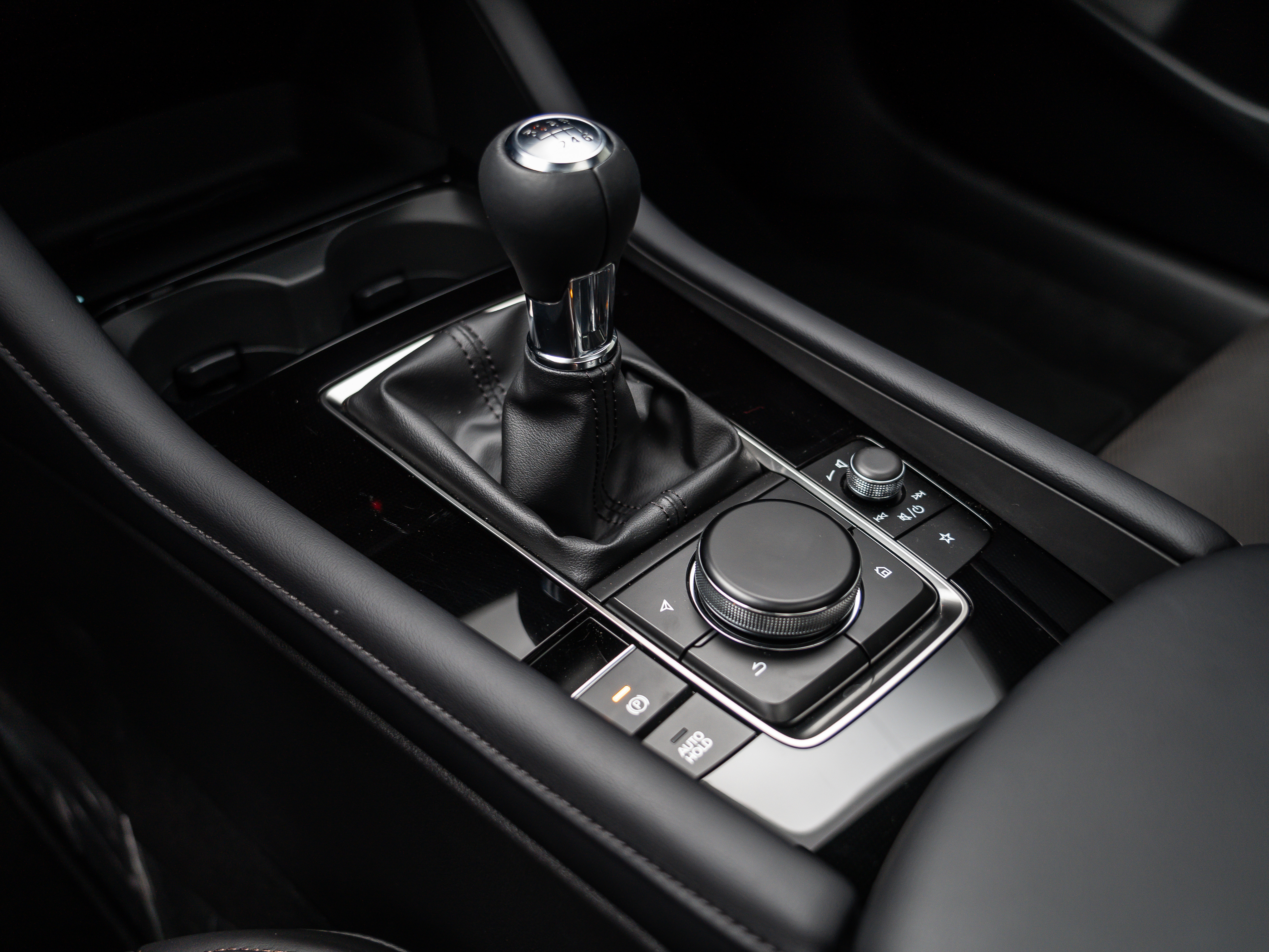 2025 Mazda Mazda3 Premium - Photo 20