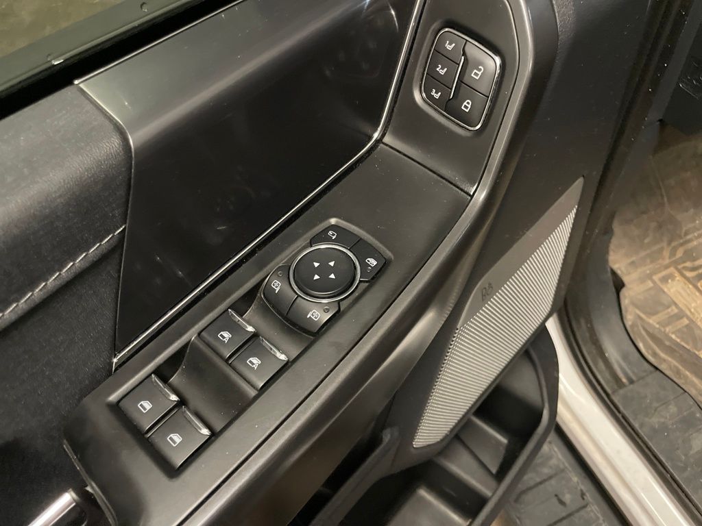 2024 Ford F-150 Lariat photo 15