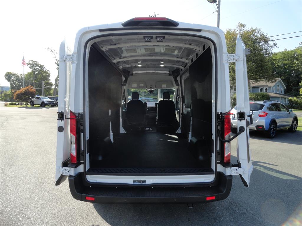 2025 Ford Transit photo 17