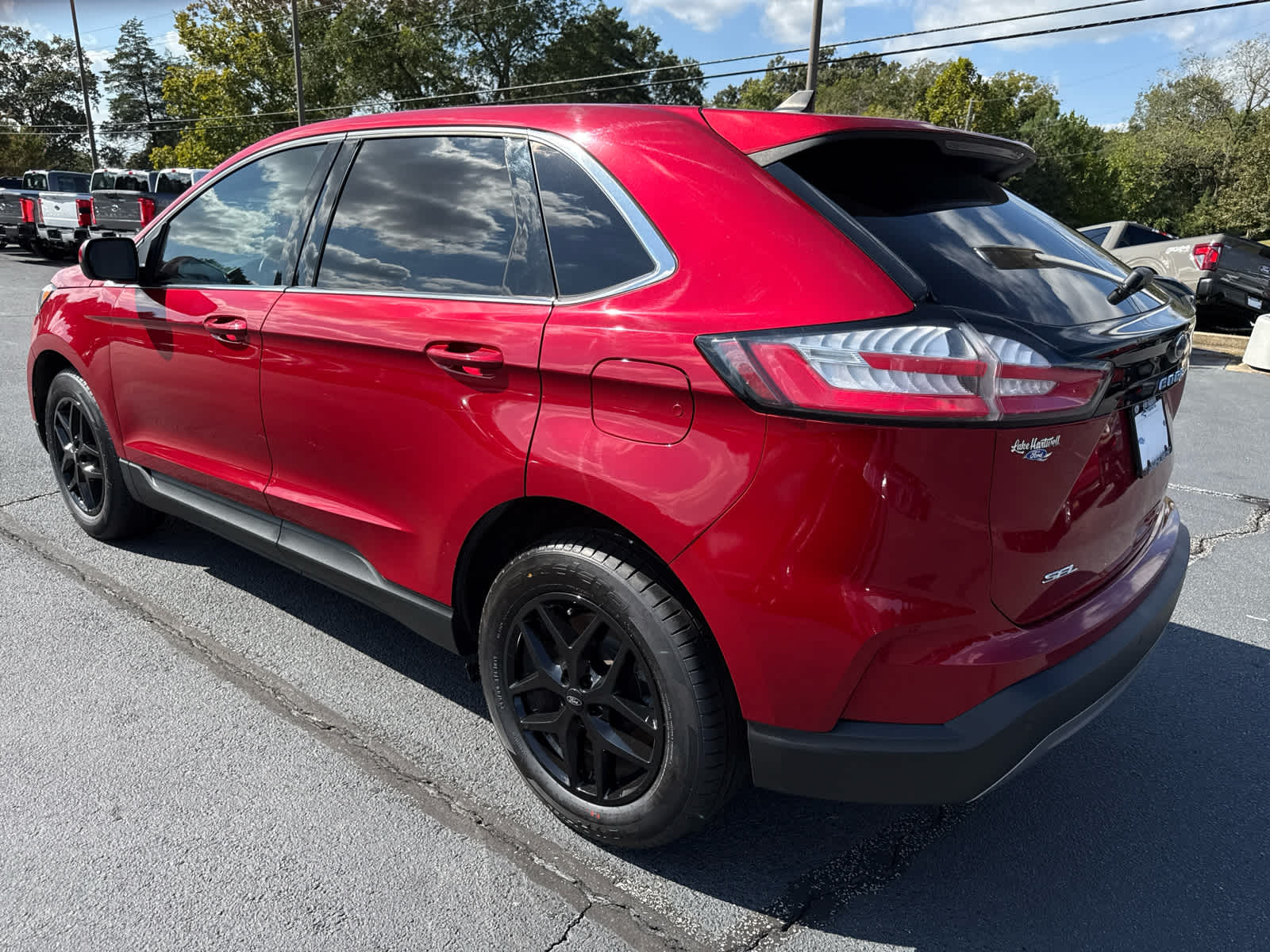 2022 Ford Edge SEL photo 3