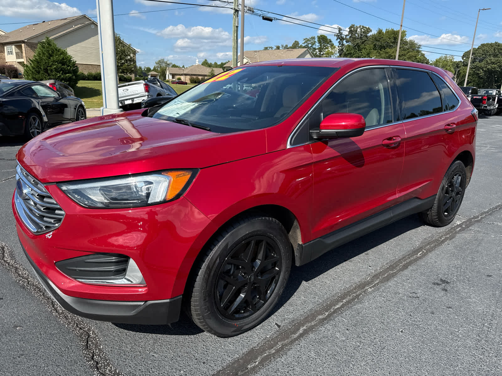 2022 Ford Edge SEL photo 4