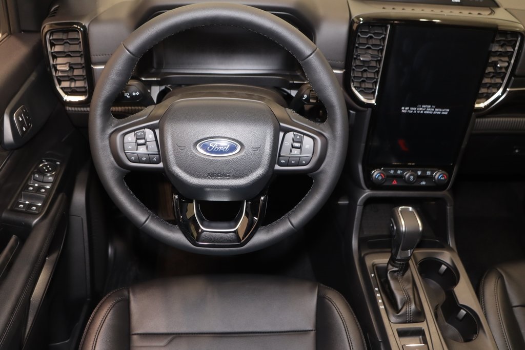 2025 Ford Ranger Lariat photo 17