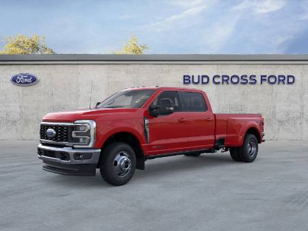 2026 Ford Super Duty F-350 DRW LARIAT