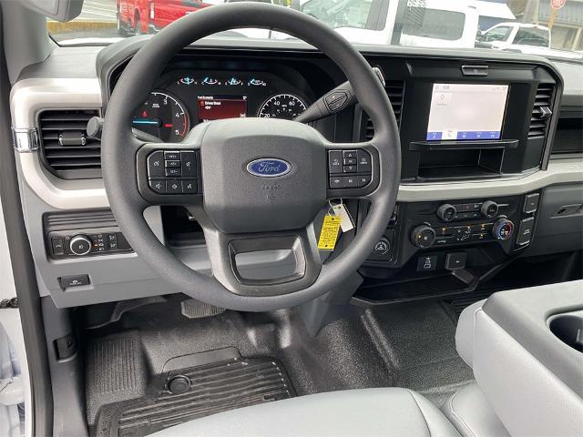 2026 Ford F-350 XL photo 8
